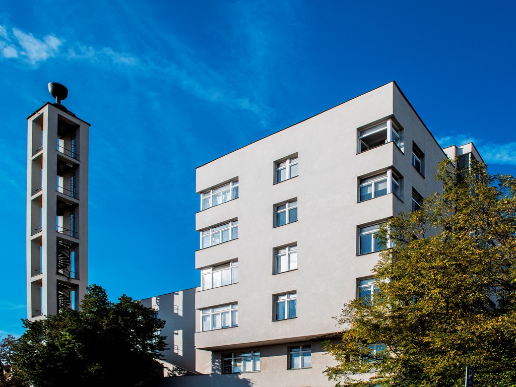 Exteriér Husova sboru v&nbsp;Praze na Vinohradech, foto Karel Cudlín