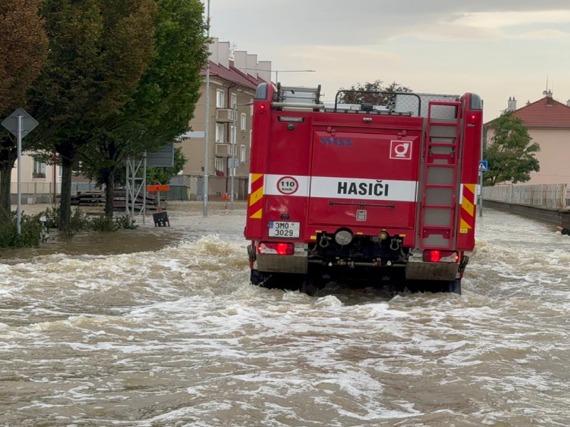 Z Litovle – Hanáckých Benátek, postižených povodní, vane pocit lidské sounáležitosti