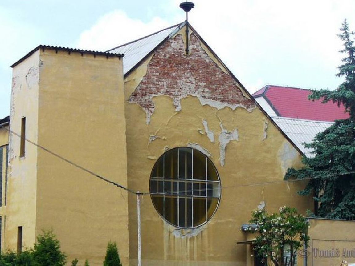 Náboženská obec Církve československé husitské v&nbsp;Přelouči